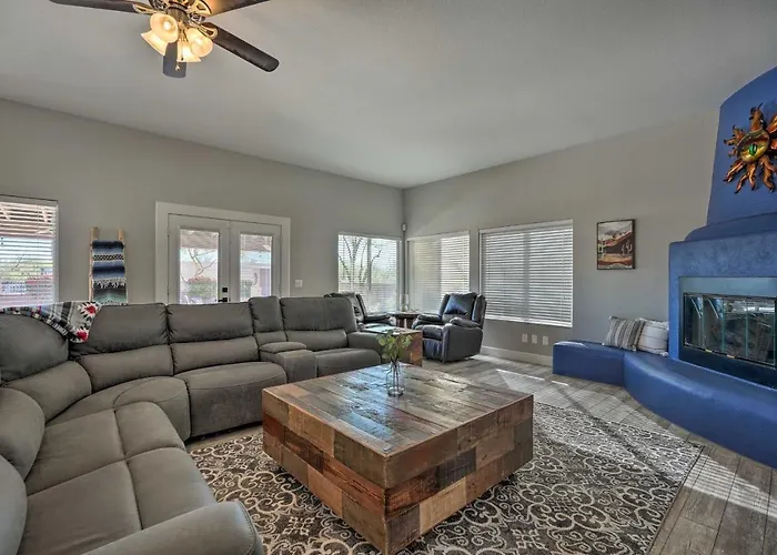 Hot Tub, Game Room! North Desert Gem * Phoenix