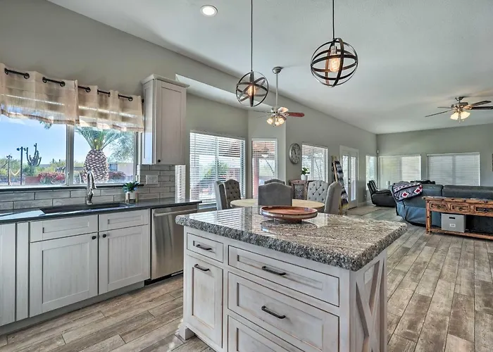 Hot Tub, Game Room! North Desert Gem Phoenix